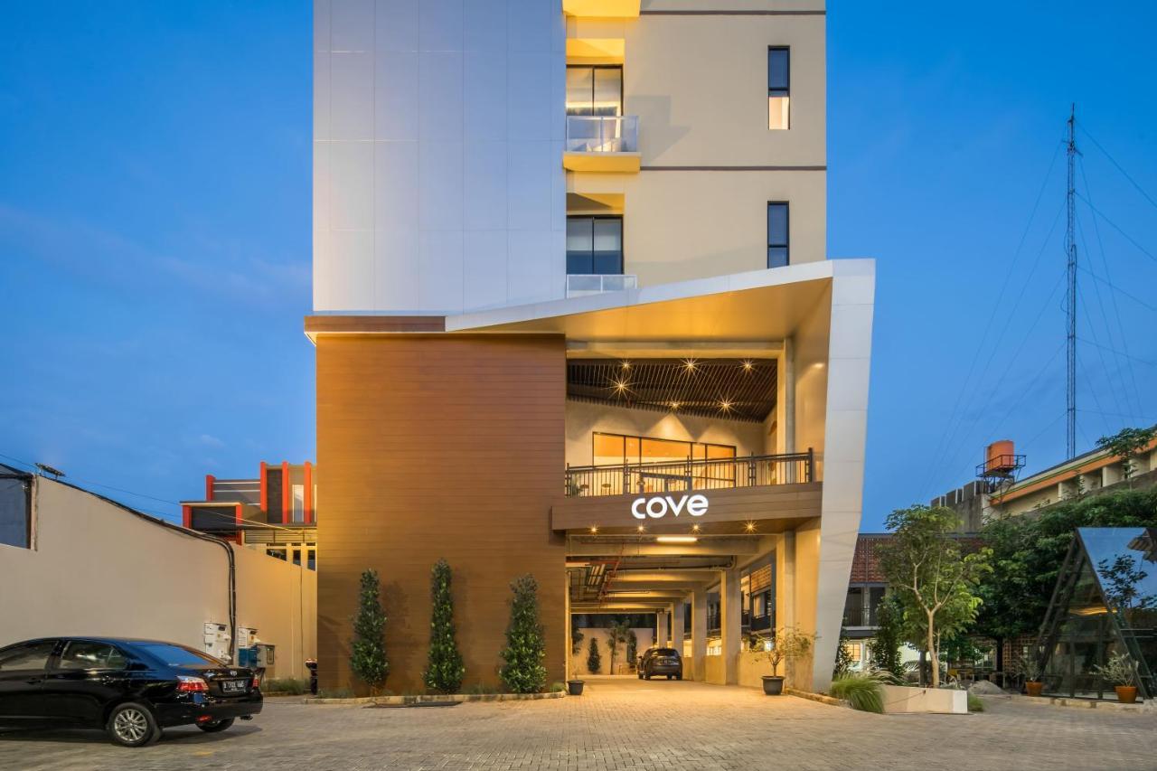 Cove Prima Aparthotel Jakarta Buitenkant foto